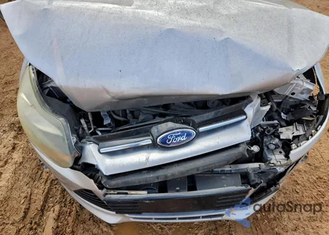 2012 Ford Focus Titanium z USA, uszkodzony, nr VIN 1FAHP3N23CL303552